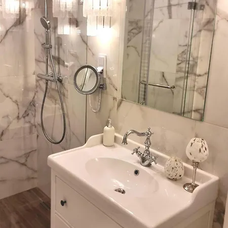 Andrassy Prestige Βουδαπέστη