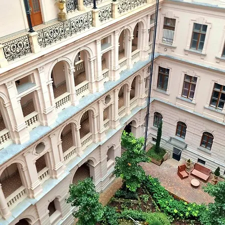 Andrássy Prestige Budapeste